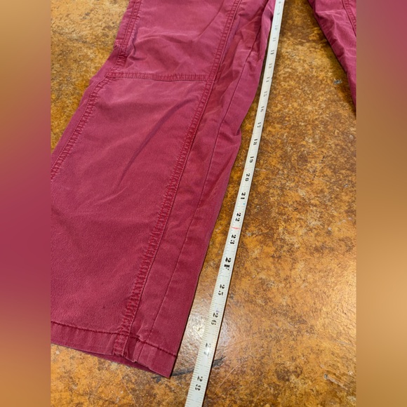 Kuhl red vintage wash mid rise cargo hiking pants size 8 women’s - Picture 6 of 8